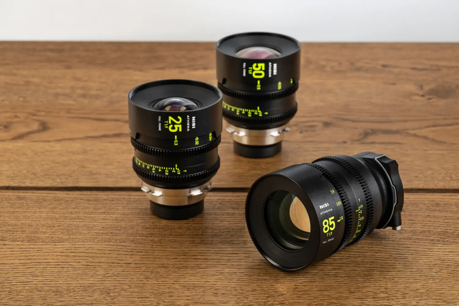 Comparação de objetivas de Cinema: Athena Prime